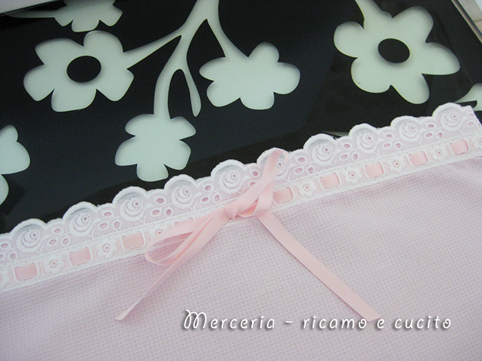 Cuscino con iniziale, copertina album foto, sacchetto nascita e porta ciuccio per Luna