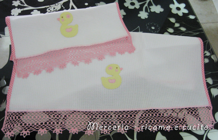 Coppia asciugamani in cotone nido d'ape con paperette