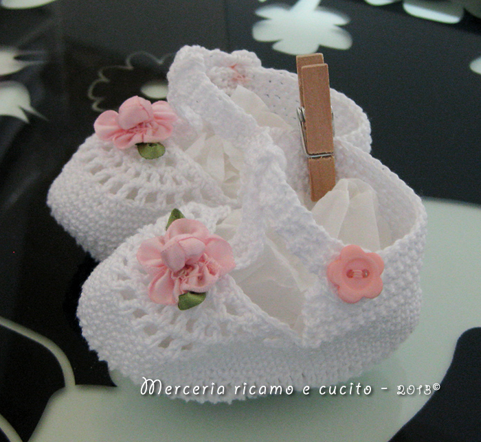 Scarpine in cotone per neonato con fiore
