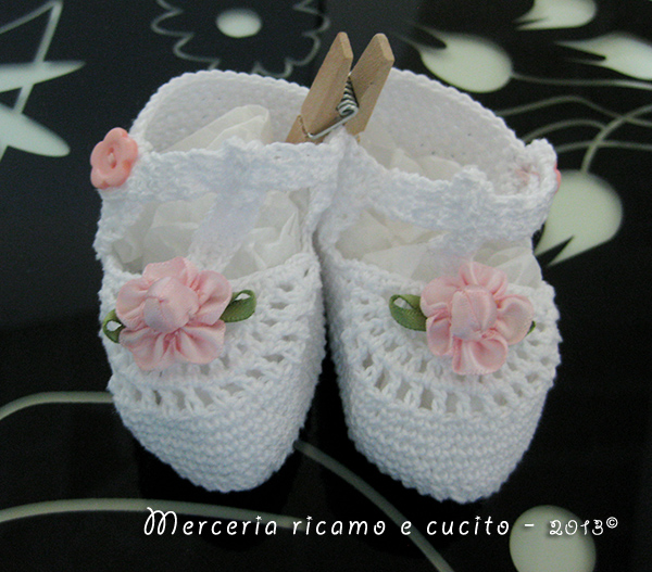 Scarpine in cotone per neonato con fiore