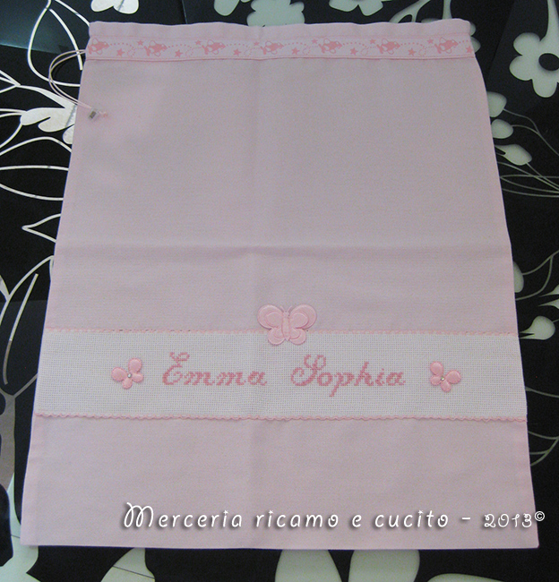 Bavette, sacchetto, asciugamani e busta per Emma Sophia