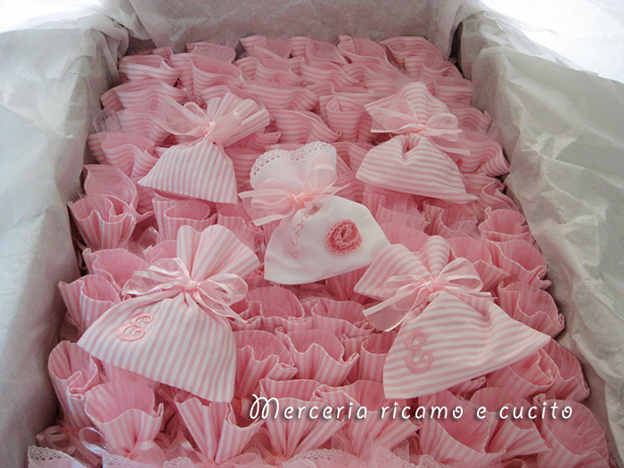 Sacchettini bomboniere portaconfetti per Elisa