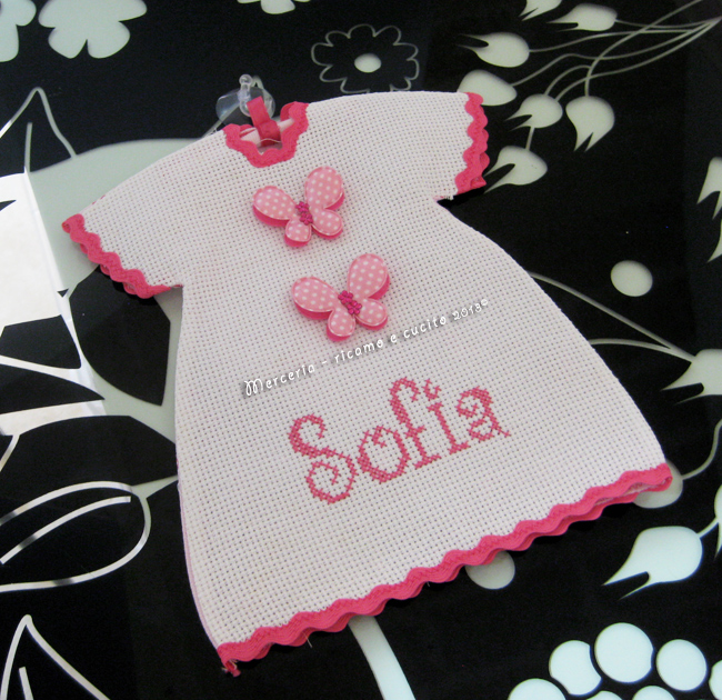 Fiocco nascita farfala rosa e maglietta auto per Sofia