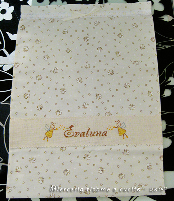 Sacchetto per nascita e asilo con apine Evaluna