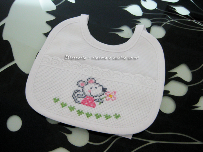 Bavette prima misura con simpatici disegni ricamati