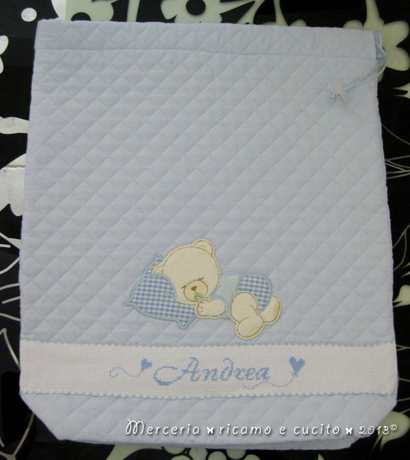 Sacchetto trapuntato nascita e asilo con orsetto per Andrea