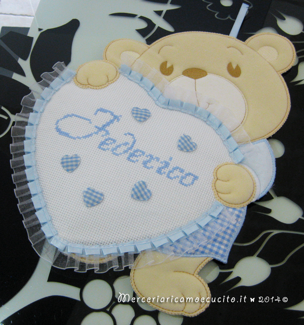 Fiocco nascita orsetto con cuore celeste per Federico