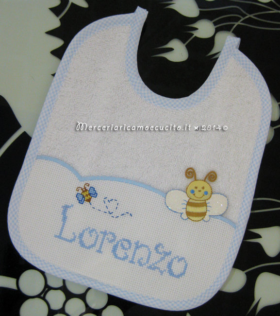 Bavetta con orsacchiotto e bavaglino con ape per Lorenzo