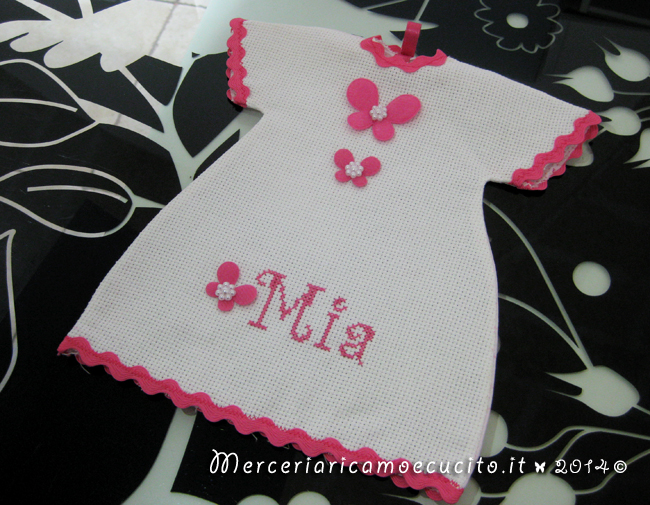 Porta pannolini per Emma e maglietta auto per Mia