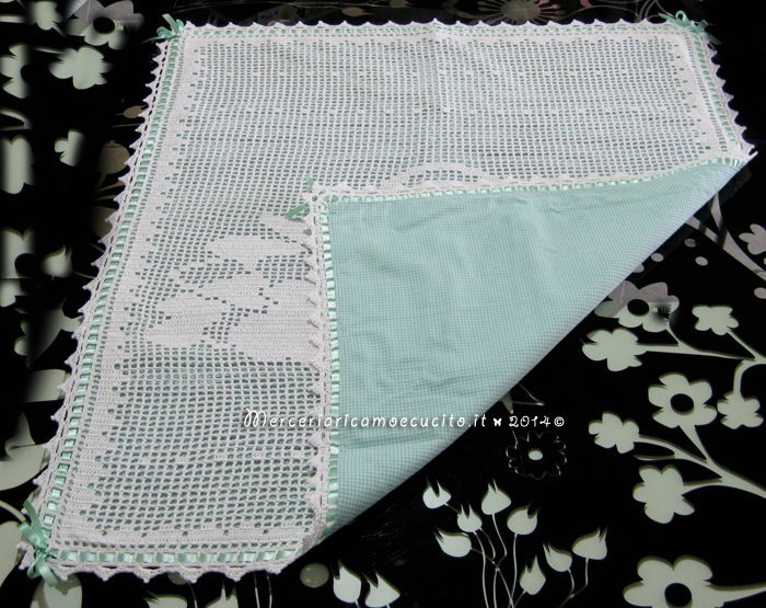 Copertine con farfalle e angioletto in cotone all'uncinetto