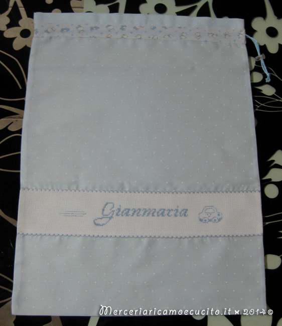 Sacchetto pallinato con pupazzetti celeste per Gianmaria