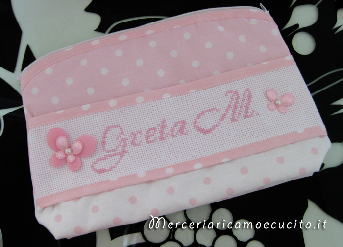 Bustina portaoggetti pois per Marta