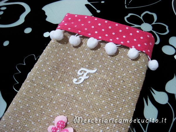 Calza della Befana in con iniziale e farfalle