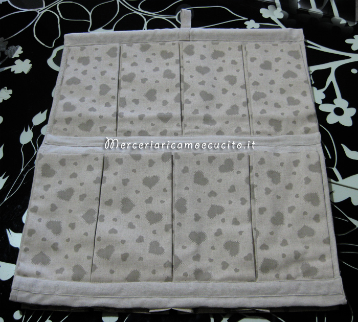 Pannello portaoggetti per casa