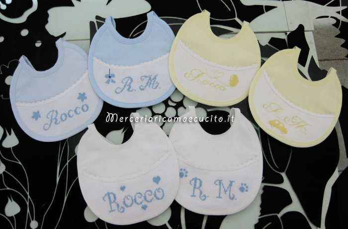 Fiocco nascita cicogna, bavette e busta portaoggetti per Rocco