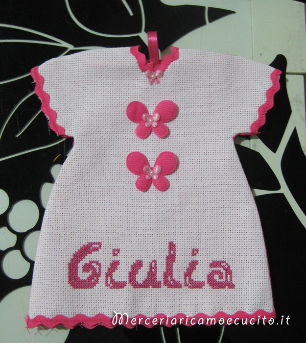 Fiocco nascita farfalla e maglietta auto per Giulia