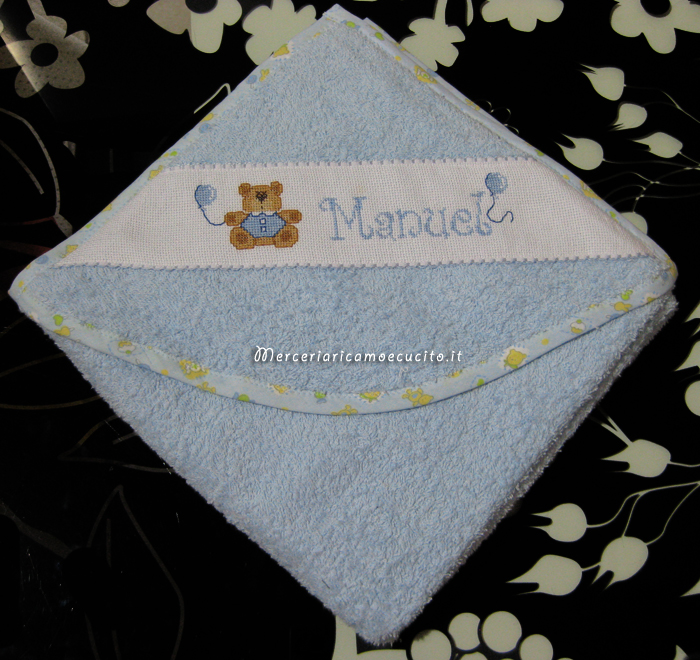 Set corredino per nascita - Copertina, lenzuolino, accappatoio, fiocco nascita stella e bavette per Manuel