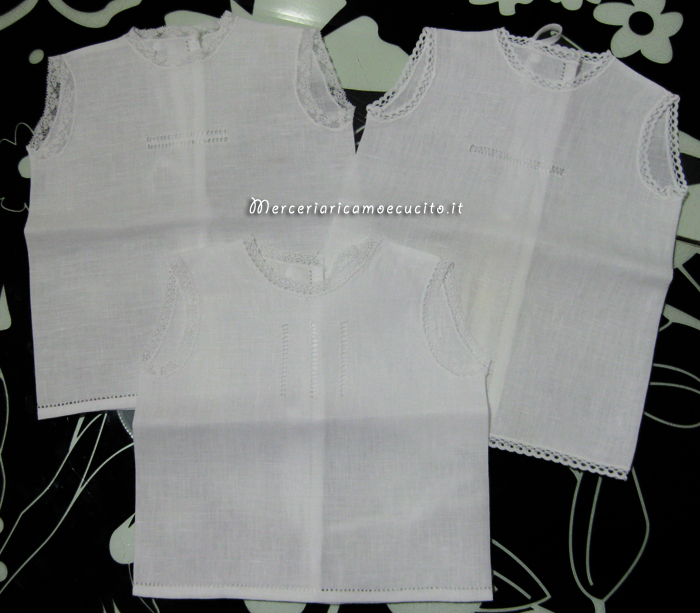 Camicina in lino con ricamo punto antico
