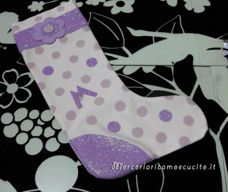 Calza befana pois con iniziale