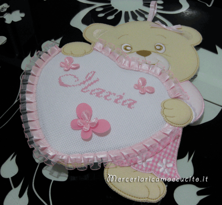 Fiocco nascita orsetto con cuore rosa per Ilaria