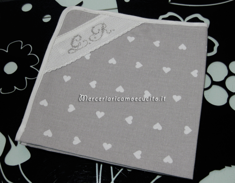 Tovagliolo in tessuto di cotone fantasia con cuori per "Ginevra R."
