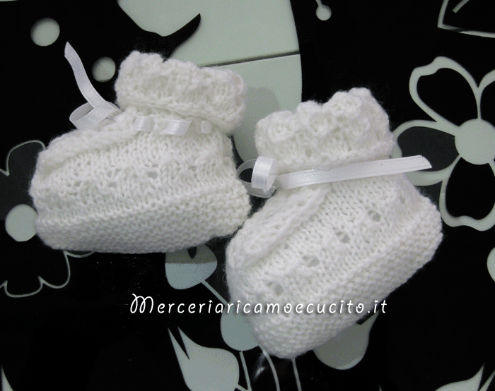 Scarpette e fascia per capelli in lana per neonata