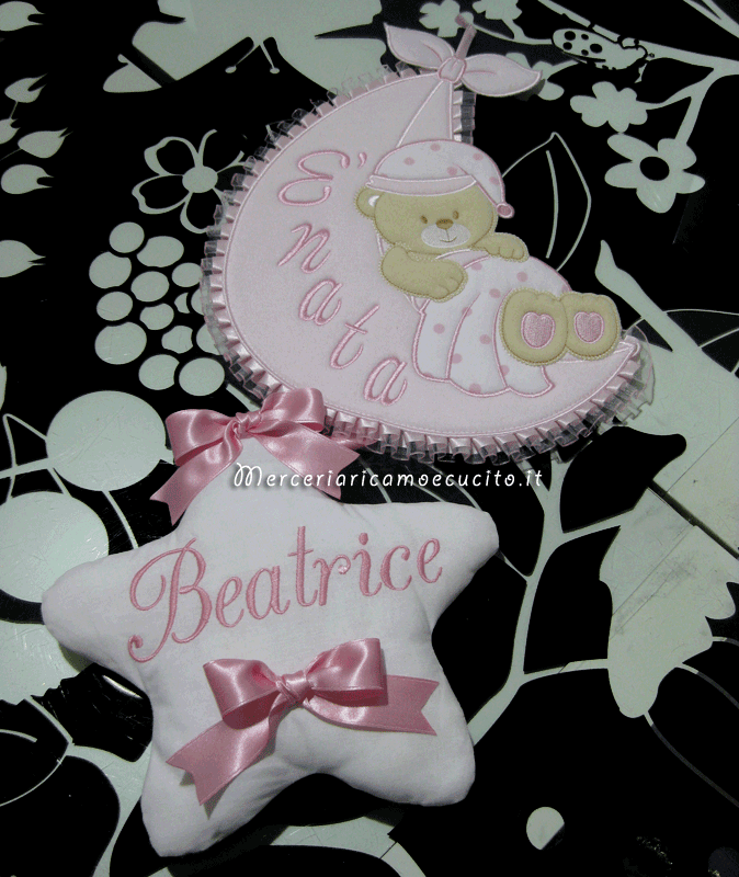 Set-per-nascita---Sacchetto trapunato beauty pois e fiocco nascita saccco è nata per Beatrice