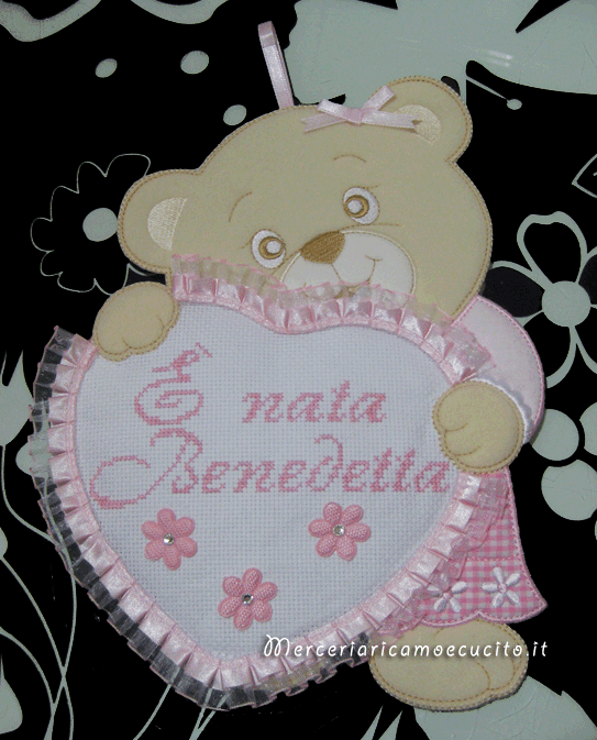 Fiocco nascita orsetto con cuore rosa "È nata Benedetta"
