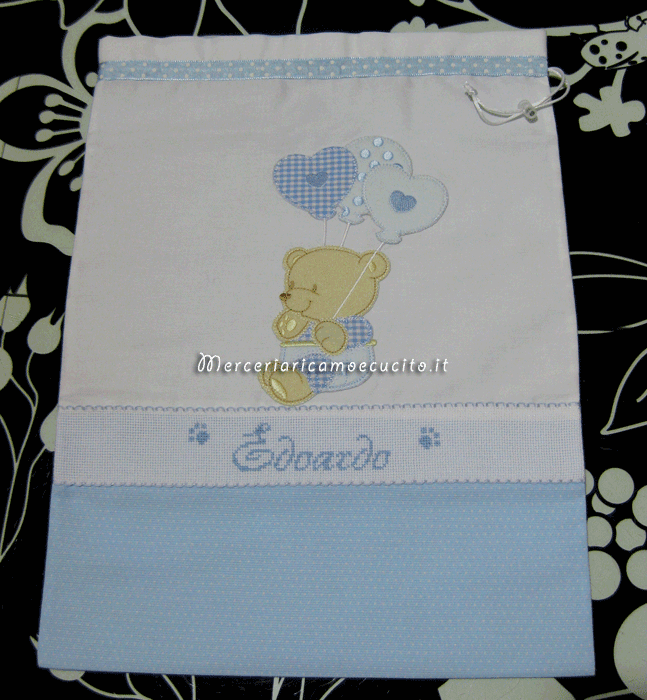 Set corredino per nascita – Sacchetto nascita, bavette, fiocco nascita cicogna e portaciuccio per Edoardo