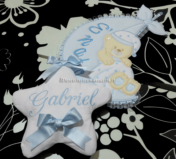 Fiocco nascita celeste sacco con orsetto "E' nato" per Gabriel