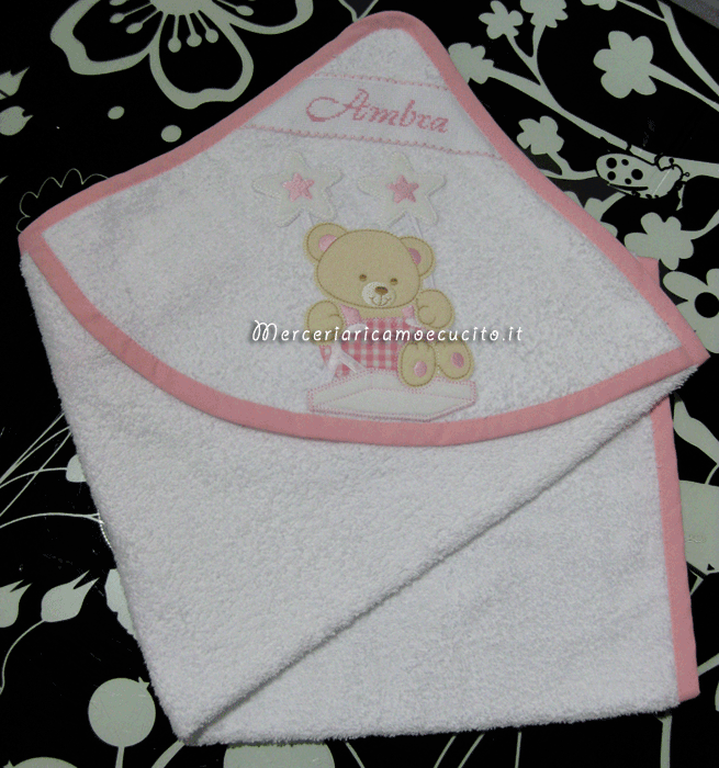 Set per nascita – Accappatoio, busta portaoggetti e bavette per Ambra