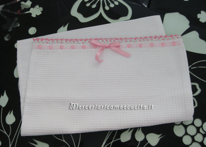 Set asilo - Sacchetto in nido d'ape, busta porta oggetti, asciugamani e bavette per Caterina