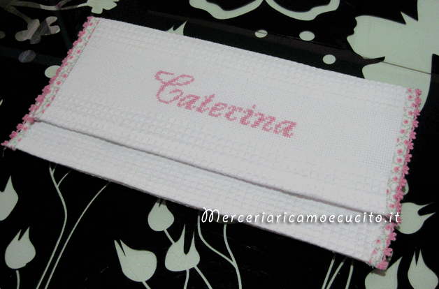 Set asilo - Sacchetto in nido d'ape, busta porta oggetti, asciugamani e bavette per Caterina