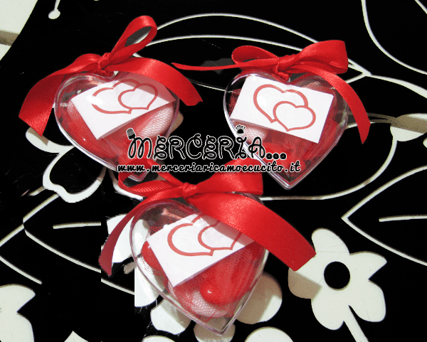 Bomboniera portaconfetti in cuore plexiglass rosso