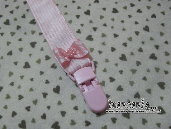 Accappatoio con orsetto e cuori e portaciuccio per Giada