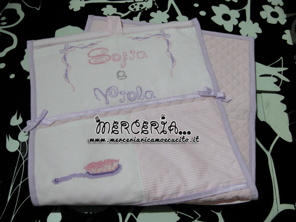 Pannello portaoggetti verticale e Fiocco nascita per "Sofia" e "Viola"