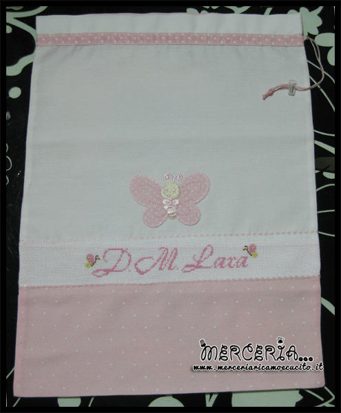 Sacchetto nascita asilo bicolore rosa pois con farfalla per "Lara"