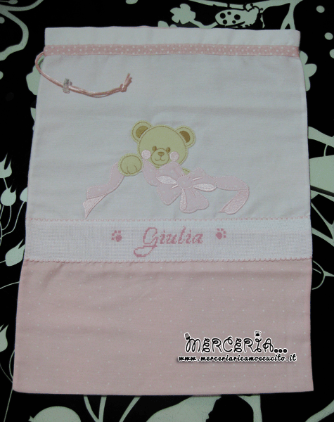 Sacchetti nascita e asilo per Giulia