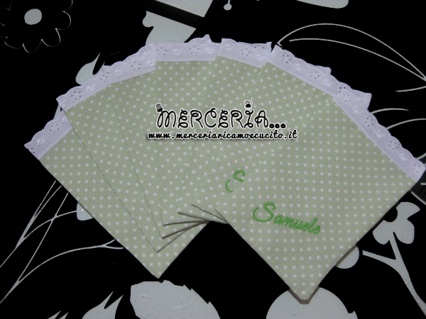 Sacchettini bomboniere portaconfetti verde pois per Samuele