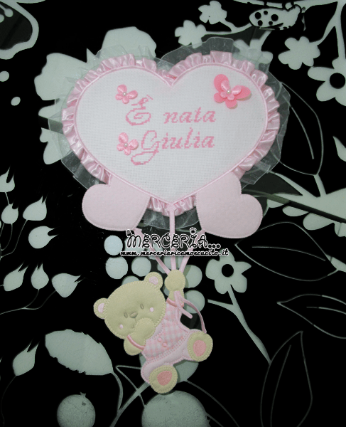Fiocco nascita rosa con orsetto su palloncini cuore e sacchetto nascita con cuori e pois per Giorgia