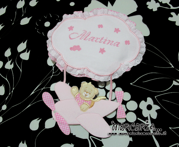 Fiocco nascita aeroplano rosa e sacchetti nascita e asilo con orsetto per Martina