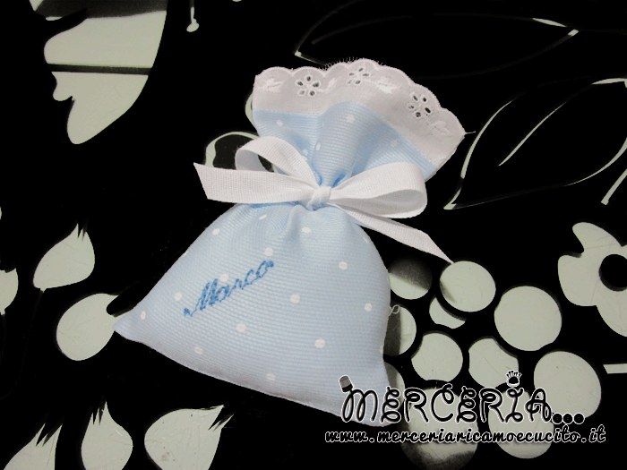 Sacchettini bomboniera portaconfetti celeste pois per Marco