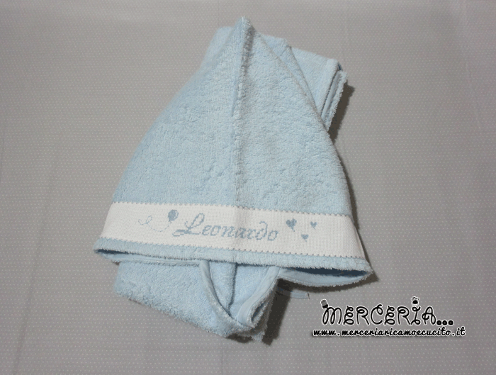 Set nascita - Accappatoio, coppia asciugamani e bavette per Leonardo