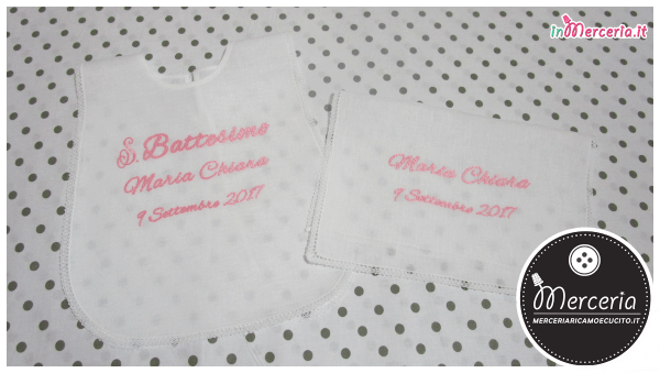 Camicina bavaglino e asciugamano battesimo in lino per Maria Chiara