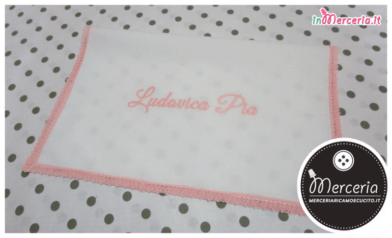 Camicina e asciugamano battesimo in cotone per Ludovica Pia