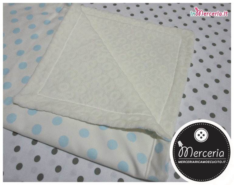 Copertina pois con fiocco