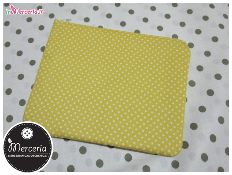 Sacco nascita e asilo giallo con pois e pochette per Francesca