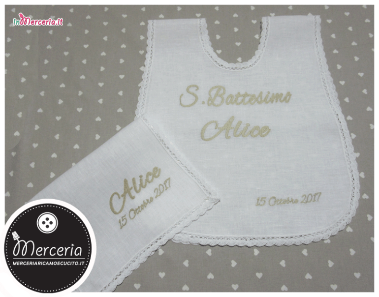 Camicina bavaglino e asciugamano battesimo in lino per Alice