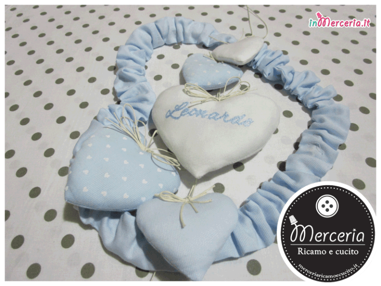 Fiocco nascita cuore celeste con cuorini per Leonardo