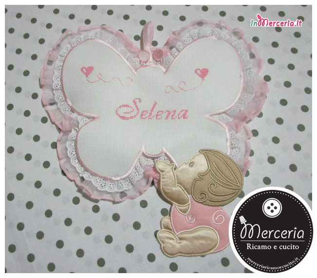 Fiocco nascita farfalla rosa con bebè per Selena